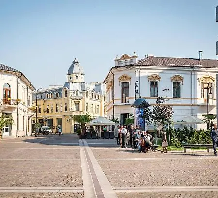 Central Suite Craiova Appartamento *