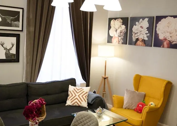 Central Suite Craiova アパート *