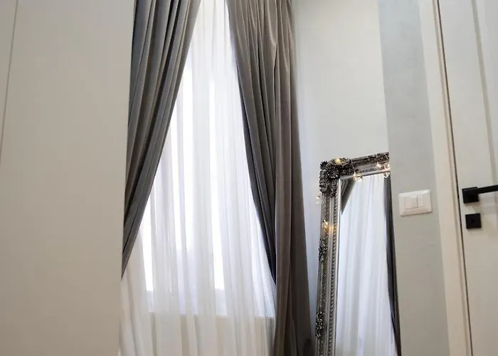 Central Suite Craiova Apartment *